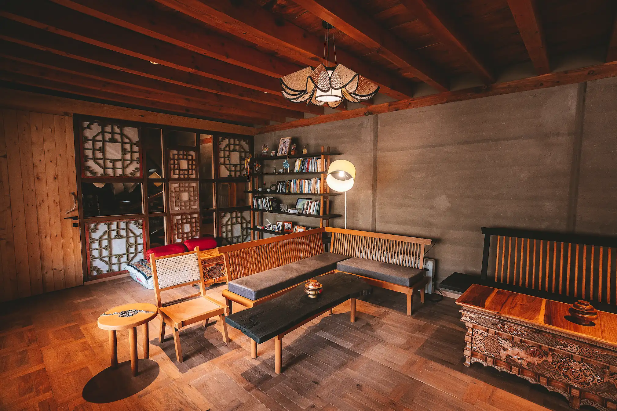 The Juniper library and co-working space at Chemday House Ladakh